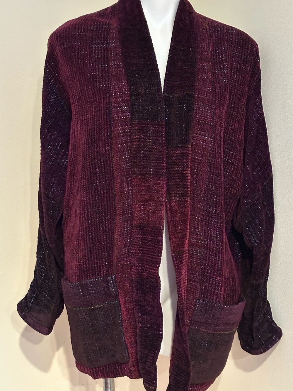 LYNN YARRINGTON Art Plush OpenFront No Button Cardigan Deep Burgundy/Purple Sz M